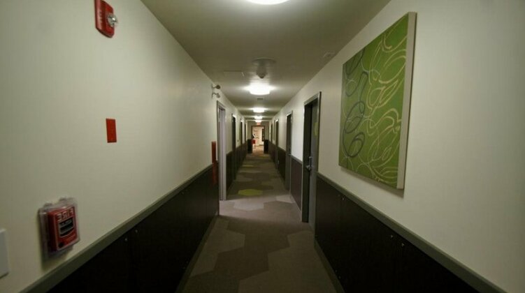 HI Calgary City Centre Hostel - Photo2