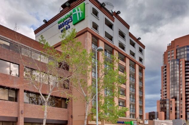 Holiday Inn Express and Suites Calgary