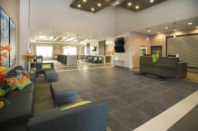 Wingate by Wyndham Calgary Airport - Photo2