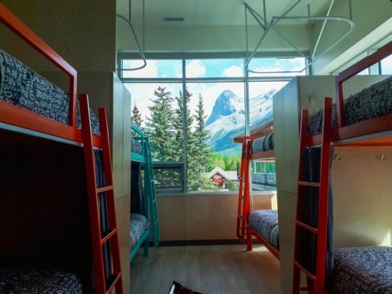 Canmore Downtown Hostel - Photo2