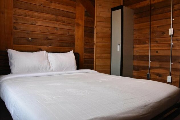 Canmore Hotel Hostel - Photo4