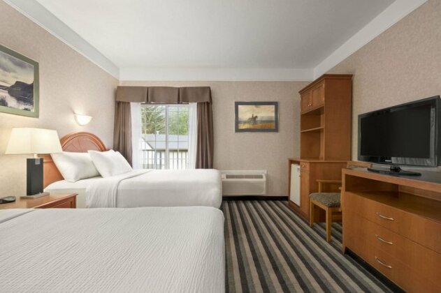 Days Inn by Wyndham Canmore - Photo5