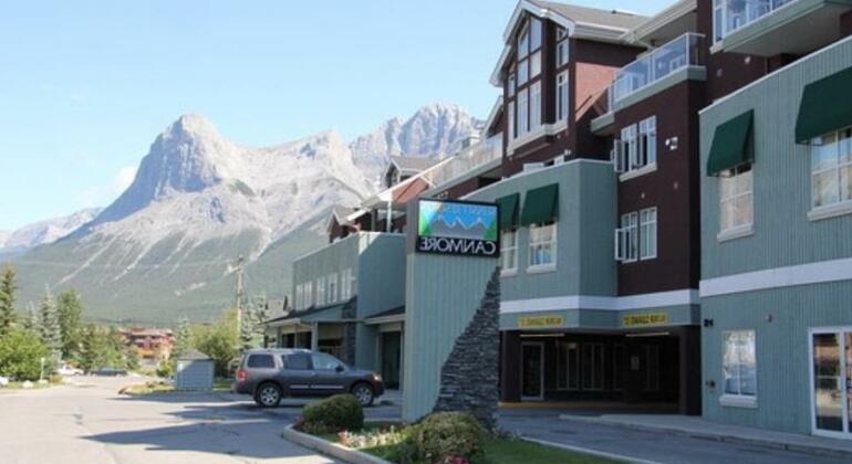 Sunset Mountain Inn Canmore