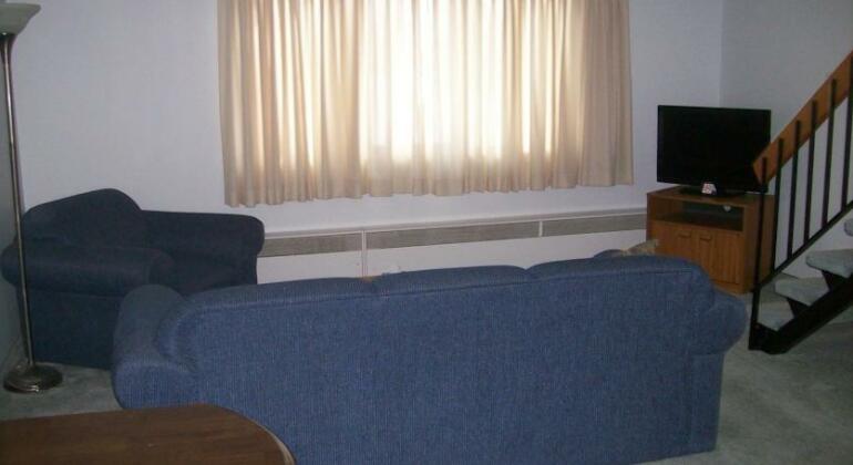 Aurora Inn - Photo4