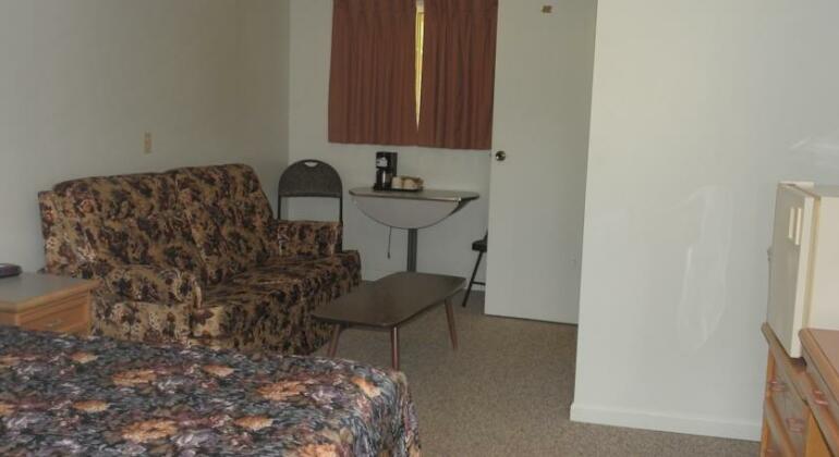Rivermount Motel - Photo5