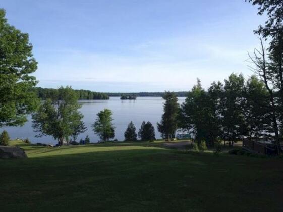 Gull Lake Cottages and Campground - Photo2