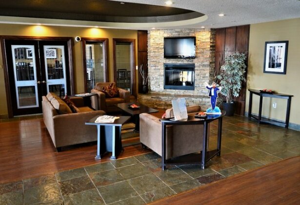 Ramada by Wyndham Cold Lake - Photo3