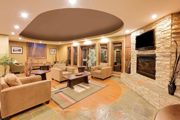 Ramada by Wyndham Cold Lake - Photo4