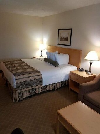 SureStay Plus Hotel by Best Western Coquitlam - Photo3