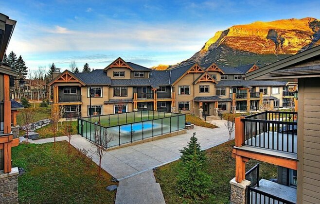 Copperstone Resort by CLIQUE - Photo4