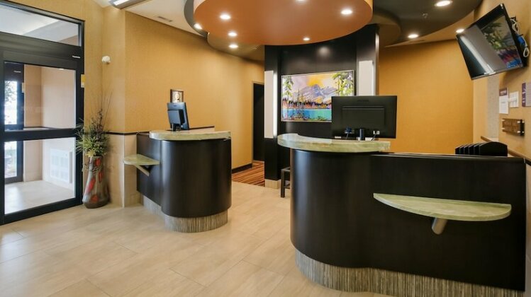 Best Western Plus Drayton Valley All Suites - Photo3