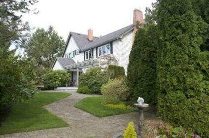 Birds of a Feather Cowichan Bed and Breakfast