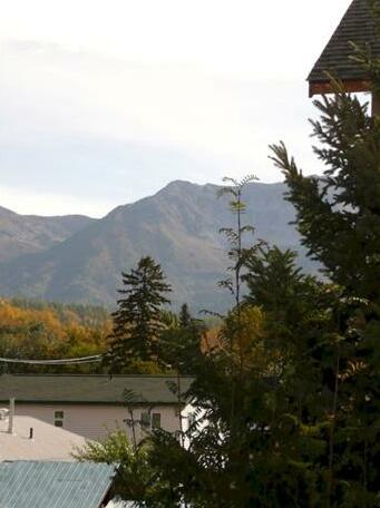 Barbara Lynns Country Inn Fernie - Photo2