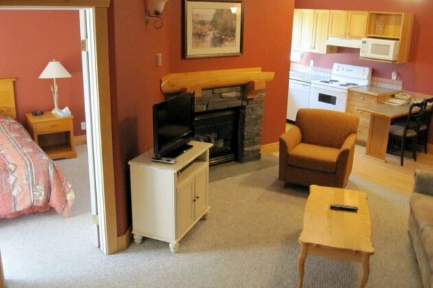 Cornerstone Lodge by Park Vacation Management - Photo2