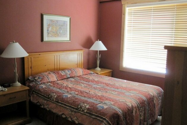 Cornerstone Lodge by Park Vacation Management - Photo3