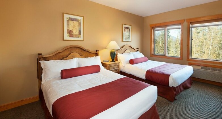 Lizard Creek Lodge - Photo3