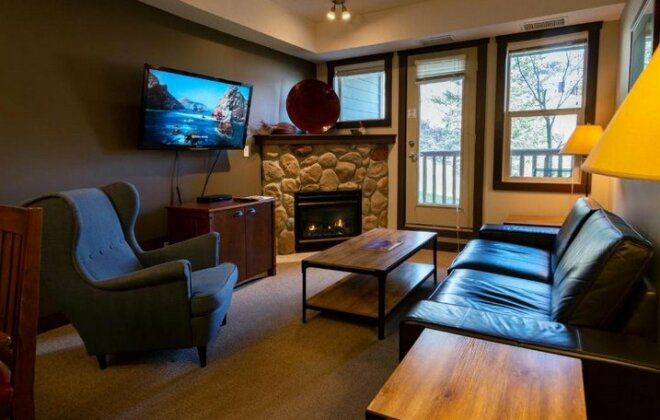 Silver Rock Condos by bnBeyond Vacations - Photo5