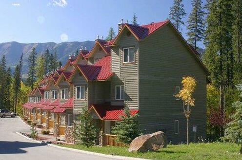 Stone Creek Chalets by Fernie Central Reservations