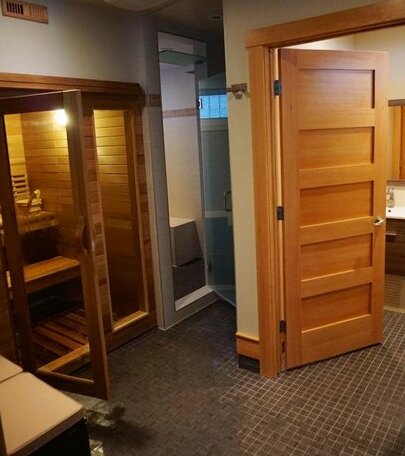 Timberline Chalets & Lodges by FCR - Photo5
