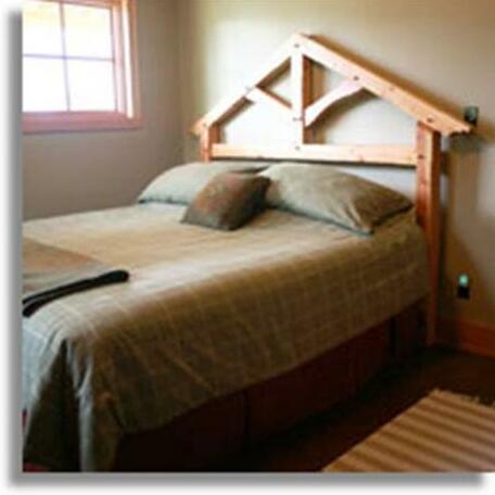 Twisted Timber Guest House - Photo5