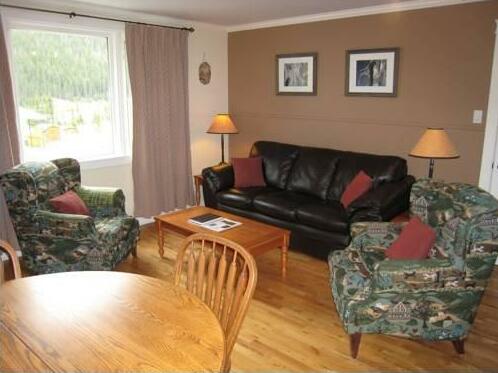 Canadian Rockies Inn - Adults only - Photo3