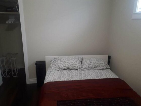 2 Bedroom Suite Fully Furnished With Ps4 Gaming Console - Photo2
