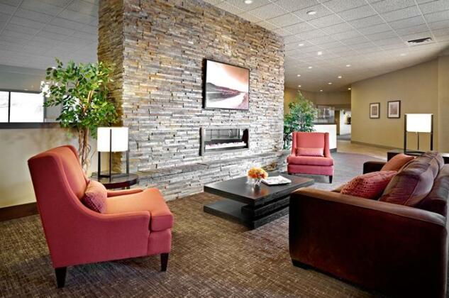 Quality Hotel and Conference Centre Fort McMurray - Photo2