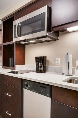 TownePlace Suites by Marriott Fort McMurray - Photo4