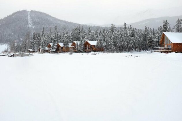 Northern Rockies Lodge - Photo3