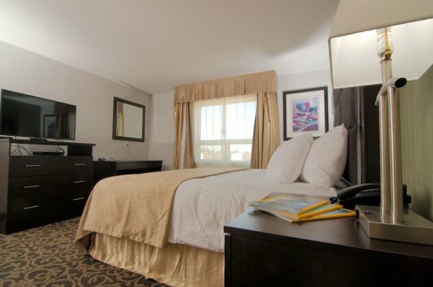 Paradise Inn and Suites Redwater - Photo3
