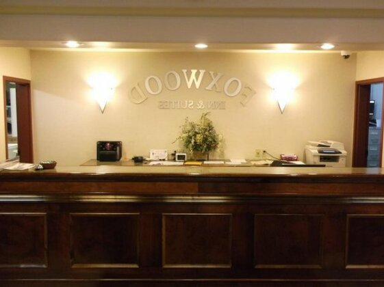 Foxwood Inn and Suites - Photo2