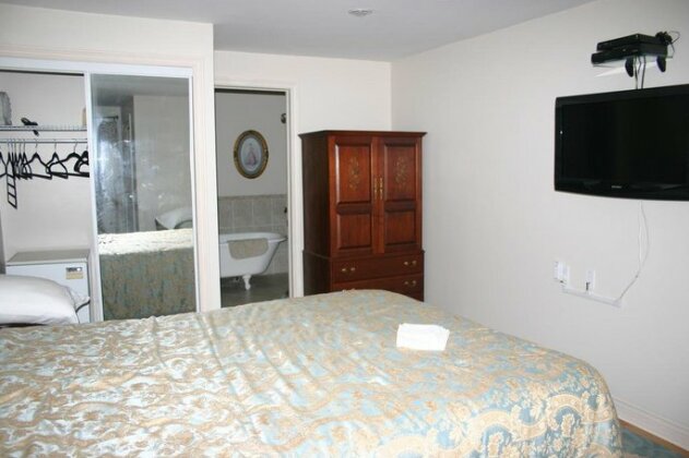 Linden Homestead - Photo5