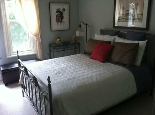 Turtle Island Bed and Breakfast - Photo2