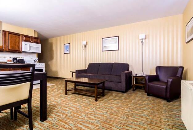 Sinbads Hotel & Suites - Photo4