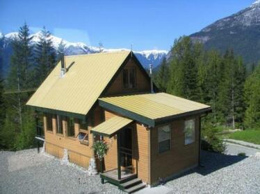 John's Perch Mountain Cabin