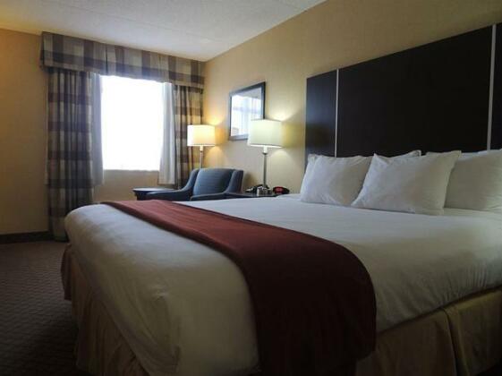 Hotels in Hamilton, Ontario  Four Points by Sheraton Hamilton - Stoney  Creek