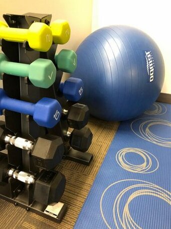 Villa Inn & Suites - Photo3