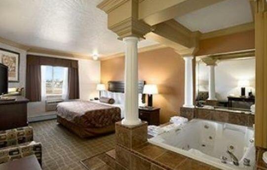 Days Inn by Wyndham High Level - Photo5