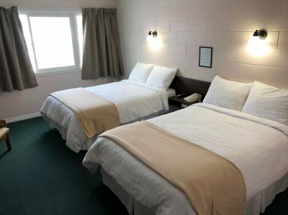 Northwoods Motor Inn