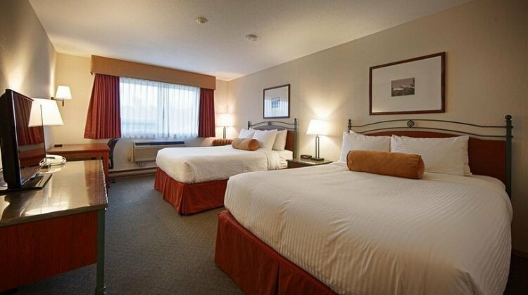 Invermere Inn - Photo4