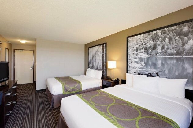 Super 8 by Wyndham Kapuskasing - Photo2