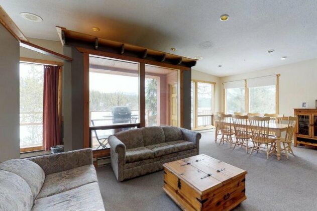 Arlington Lake Suite - Photo2