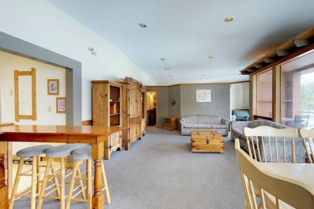 Arlington Lake Suite - Photo4