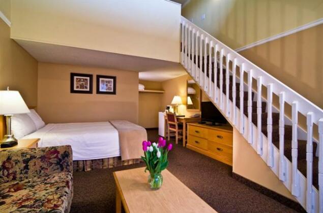 Kelowna Inn & Suites - Photo2