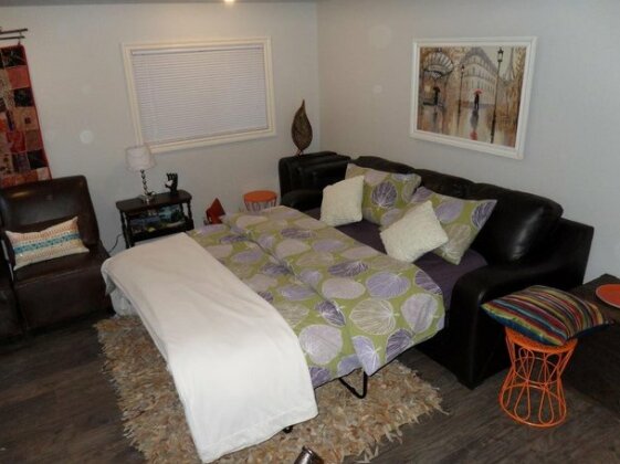Lakeview Vacation Suite - Photo4