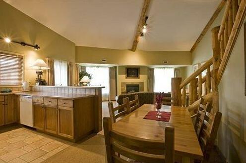 Polaris Lodge - Photo2