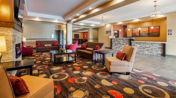 Best Western Plus Kindersley Hotel - Photo4