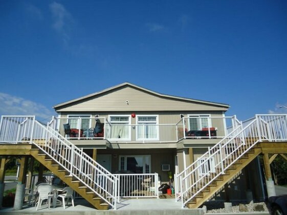 Bayside Inn & Waterfront Suites - Photo2