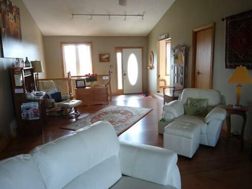 Appletown Bed and Breakfast - Photo4