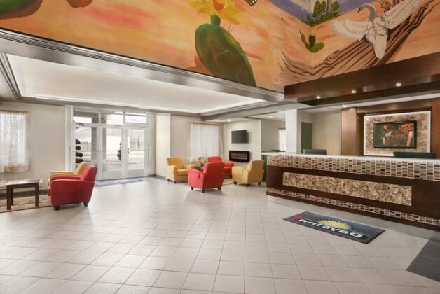 Days Inn by Wyndham Leamington - Photo4